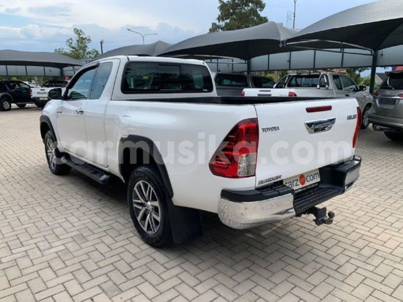 Big with watermark toyota hilux matabeleland south beitbridge 27808