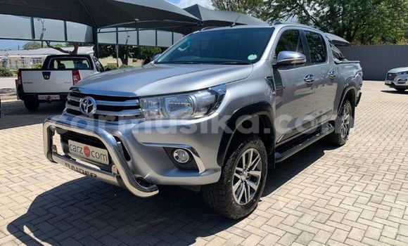 Buy Used Toyota Hilux Silver Car in Beitbridge in Matabeleland South Buy Used Toyota Hilux Silver Car in Beitbridge in Matabeleland South