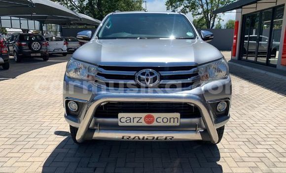 Buy Used Toyota Hilux Silver Car in Beitbridge in Matabeleland South Buy Used Toyota Hilux Silver Car in Beitbridge in Matabeleland South