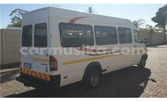 Acheter Occasion Voiture Mercedes‒Benz S–Class Blanc à Beitbridge, Matabeleland South Acheter Occasion Voiture Mercedes‒Benz S–Class Blanc à Beitbridge, Matabeleland South