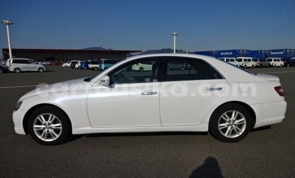 Tenga Tsaru Toyota Mark X Chena Mota in Beitbridge in Matabeleland South Tenga Tsaru Toyota Mark X Chena Mota in Beitbridge in Matabeleland South