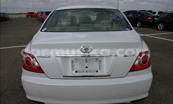 Tenga Tsaru Toyota Mark X Chena Mota in Beitbridge in Matabeleland South Tenga Tsaru Toyota Mark X Chena Mota in Beitbridge in Matabeleland South