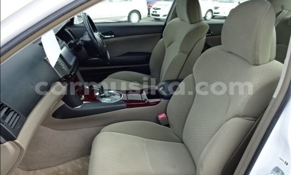 Tenga Tsaru Toyota Mark X Chena Mota in Beitbridge in Matabeleland South Tenga Tsaru Toyota Mark X Chena Mota in Beitbridge in Matabeleland South