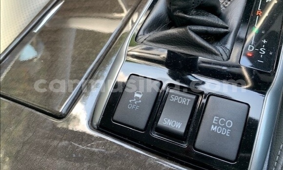 Tenga Tsaru Toyota Mark X Sirivha Mota in Beitbridge in Matabeleland South Tenga Tsaru Toyota Mark X Sirivha Mota in Beitbridge in Matabeleland South