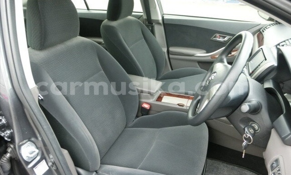 Buy Used Toyota Allion Silver Car in Beitbridge in Matabeleland South Buy Used Toyota Allion Silver Car in Beitbridge in Matabeleland South