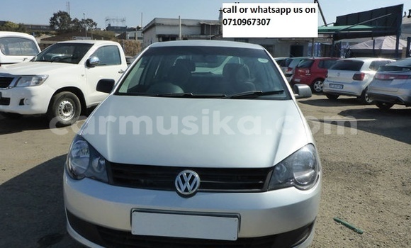 Tenga Tsaru Volkswagen Polo Sirivha Mota in Beitbridge in Matabeleland South Tenga Tsaru Volkswagen Polo Sirivha Mota in Beitbridge in Matabeleland South
