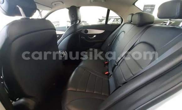 Buy Used Mercedes‒Benz C-klasse Silver Car in Beitbridge in Matabeleland South Buy Used Mercedes‒Benz C-klasse Silver Car in Beitbridge in Matabeleland South