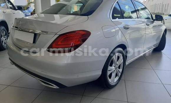 Buy Used Mercedes‒Benz C-klasse Silver Car in Beitbridge in Matabeleland South Buy Used Mercedes‒Benz C-klasse Silver Car in Beitbridge in Matabeleland South