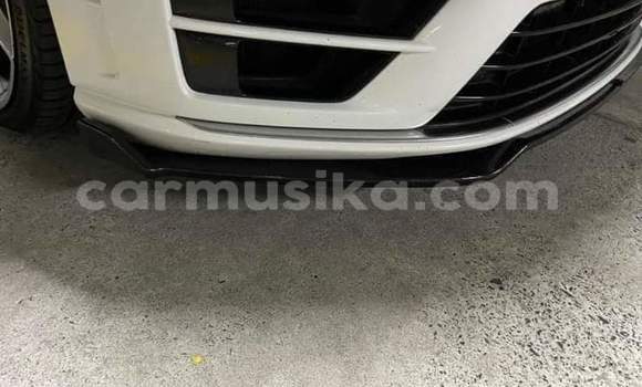 Acheter Occasion Voiture Volkswagen Polo GTI Blanc à Beitbridge, Matabeleland South Acheter Occasion Voiture Volkswagen Polo GTI Blanc à Beitbridge, Matabeleland South