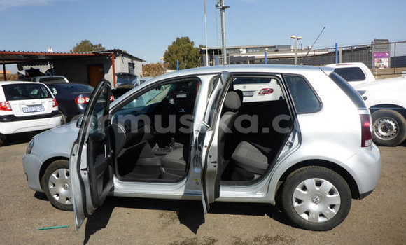 Tenga Tsaru Volkswagen Polo Sirivha Mota in Beitbridge in Matabeleland South Tenga Tsaru Volkswagen Polo Sirivha Mota in Beitbridge in Matabeleland South