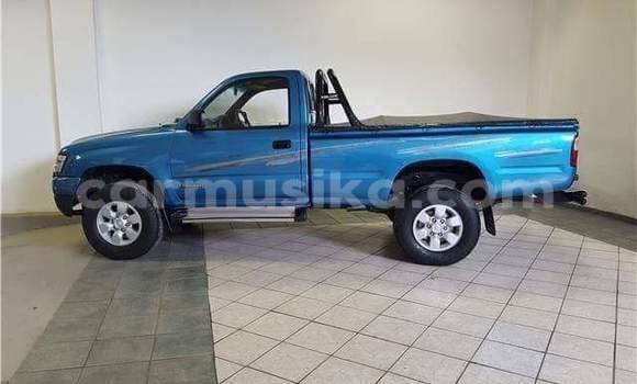 Tenga Tsaru Toyota Hilux Bhuruu Mota in Beitbridge in Matabeleland South Tenga Tsaru Toyota Hilux Bhuruu Mota in Beitbridge in Matabeleland South