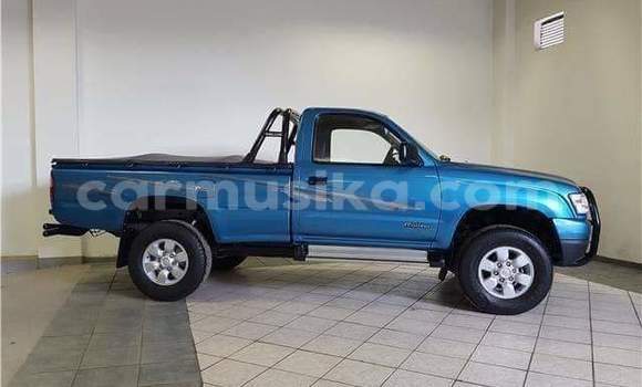 Tenga Tsaru Toyota Hilux Bhuruu Mota in Beitbridge in Matabeleland South Tenga Tsaru Toyota Hilux Bhuruu Mota in Beitbridge in Matabeleland South