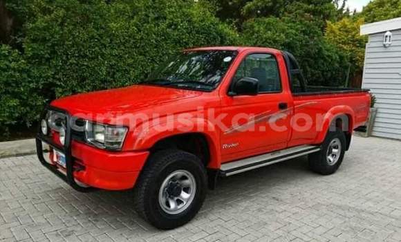Buy Used Toyota Hilux Red Car in Beitbridge in Matabeleland South Buy Used Toyota Hilux Red Car in Beitbridge in Matabeleland South