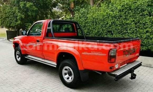 Tenga Tsaru Toyota Hilux Tsvuku Mota in Beitbridge in Matabeleland South Tenga Tsaru Toyota Hilux Tsvuku Mota in Beitbridge in Matabeleland South