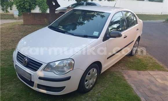 Buy Used Volkswagen Polo White Car in Beitbridge in Matabeleland South Buy Used Volkswagen Polo White Car in Beitbridge in Matabeleland South