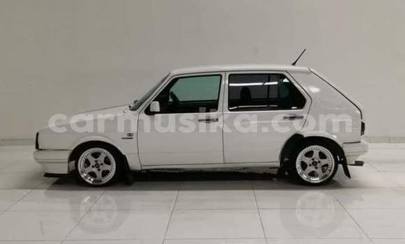 Tenga Tsaru Volkswagen Golf Chena Mota in Beitbridge in Matabeleland South Tenga Tsaru Volkswagen Golf Chena Mota in Beitbridge in Matabeleland South