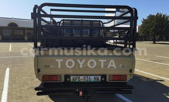 Buy Used Toyota Land Cruiser Other Car in Beitbridge in Matabeleland South Buy Used Toyota Land Cruiser Other Car in Beitbridge in Matabeleland South