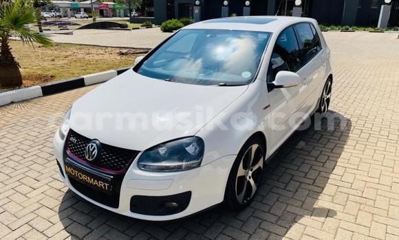 Buy Used Volkswagen Golf GTI White Car in Beitbridge in Matabeleland South