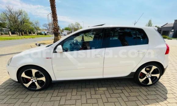 Buy Used Volkswagen Golf GTI White Car in Beitbridge in Matabeleland South Buy Used Volkswagen Golf GTI White Car in Beitbridge in Matabeleland South