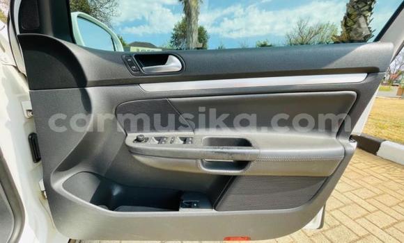 Buy Used Volkswagen Golf GTI White Car in Beitbridge in Matabeleland South Buy Used Volkswagen Golf GTI White Car in Beitbridge in Matabeleland South