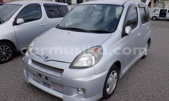 Buy Used Toyota FunCargo Silver Car in Beitbridge in Matabeleland South Buy Used Toyota FunCargo Silver Car in Beitbridge in Matabeleland South