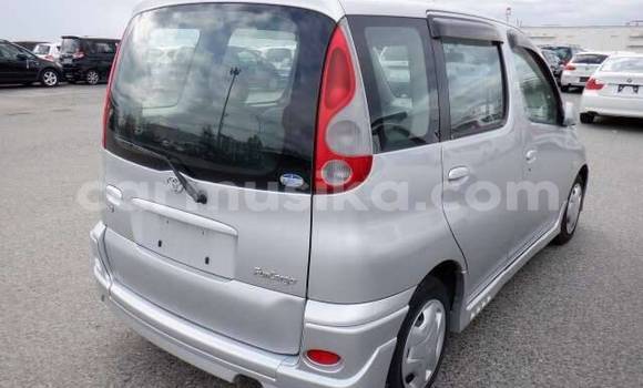 Tenga Tsaru Toyota FunCargo Sirivha Mota in Beitbridge in Matabeleland South Tenga Tsaru Toyota FunCargo Sirivha Mota in Beitbridge in Matabeleland South