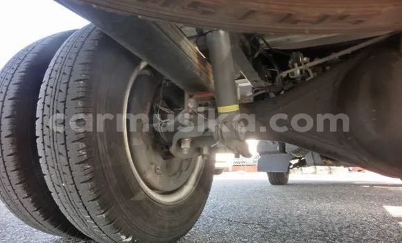 Acheter Occasion Utilitaire Toyota Dyna Blanc à Beitbridge, Matabeleland South Acheter Occasion Utilitaire Toyota Dyna Blanc à Beitbridge, Matabeleland South