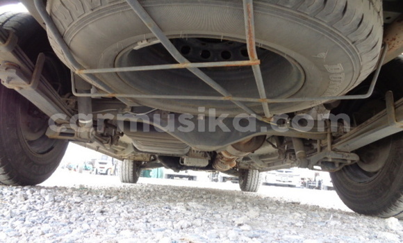 Acheter Occasion Voiture Toyota Hiace Gris à Beitbridge, Matabeleland South Acheter Occasion Voiture Toyota Hiace Gris à Beitbridge, Matabeleland South