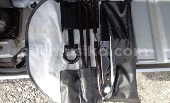 Acheter Occasion Voiture Toyota Hiace Gris à Beitbridge, Matabeleland South Acheter Occasion Voiture Toyota Hiace Gris à Beitbridge, Matabeleland South