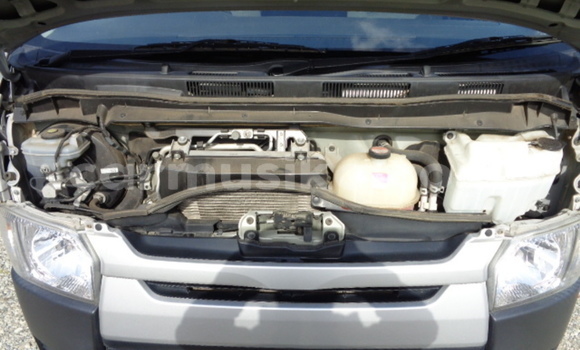 Acheter Occasion Voiture Toyota Hiace Gris à Beitbridge, Matabeleland South Acheter Occasion Voiture Toyota Hiace Gris à Beitbridge, Matabeleland South
