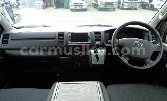 Acheter Occasion Voiture Toyota Hiace Gris à Beitbridge, Matabeleland South Acheter Occasion Voiture Toyota Hiace Gris à Beitbridge, Matabeleland South