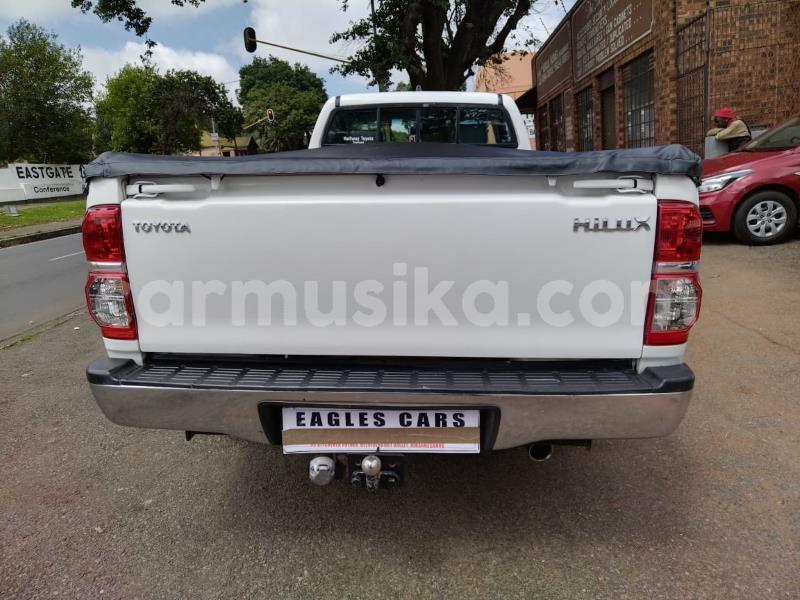 Big with watermark toyota hilux matabeleland south beitbridge 27855