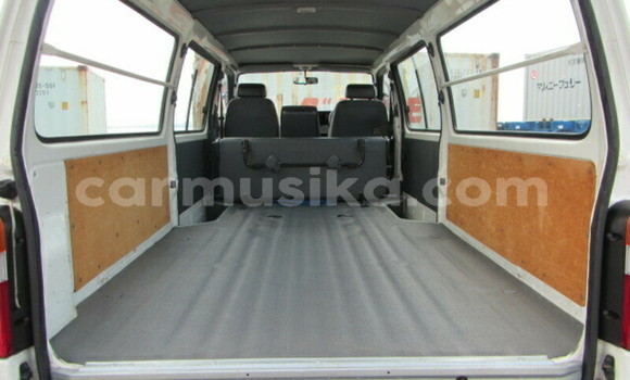 Tenga Tsaru Toyota Hiace Chena Mota in Beitbridge in Matabeleland South Tenga Tsaru Toyota Hiace Chena Mota in Beitbridge in Matabeleland South