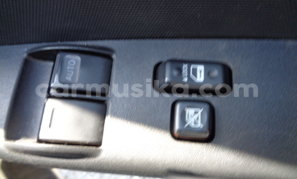 Buy Used Toyota Hiace White Car in Beitbridge in Matabeleland South Buy Used Toyota Hiace White Car in Beitbridge in Matabeleland South