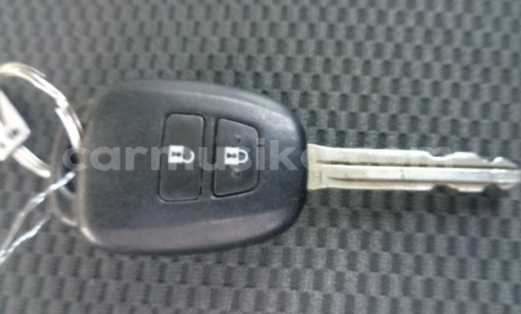 Buy Used Toyota Hiace White Car in Beitbridge in Matabeleland South Buy Used Toyota Hiace White Car in Beitbridge in Matabeleland South