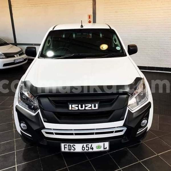 Big with watermark isuzu d max matabeleland south beitbridge 27861