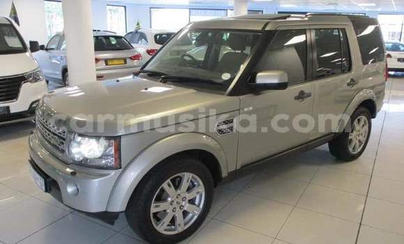 Buy Used Land Rover Discovery Silver Car in Beitbridge in Matabeleland South