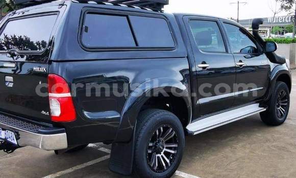 Acheter Occasion Voiture Toyota Hilux Noir à Beitbridge, Matabeleland South Acheter Occasion Voiture Toyota Hilux Noir à Beitbridge, Matabeleland South