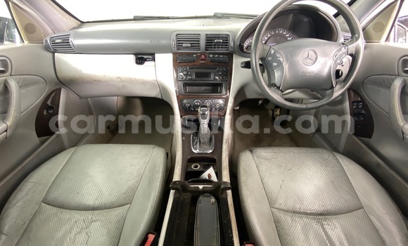 Tenga Tsaru Mercedes-Benz C180 coupe Chena Mota in Beitbridge in Matabeleland South Tenga Tsaru Mercedes-Benz C180 coupe Chena Mota in Beitbridge in Matabeleland South