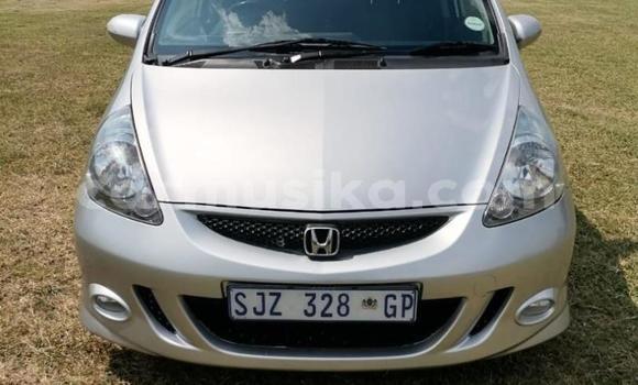 Buy Used Honda Jazz Silver Car in Beitbridge in Matabeleland South Buy Used Honda Jazz Silver Car in Beitbridge in Matabeleland South