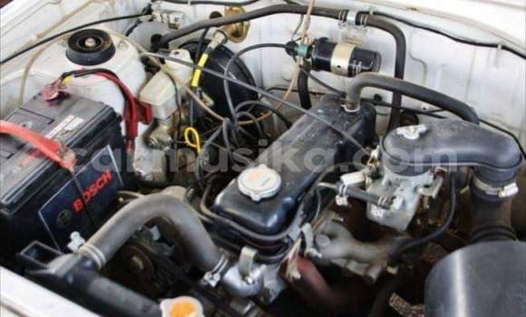 Acheter Occasion Voiture Nissan Pickup Blanc à Beitbridge, Matabeleland South Acheter Occasion Voiture Nissan Pickup Blanc à Beitbridge, Matabeleland South