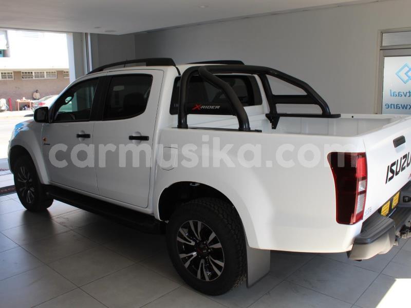 Big with watermark isuzu d max matabeleland south beitbridge 27898