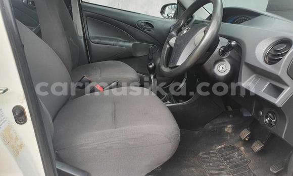 Buy Used Toyota Corolla White Car in Beitbridge in Matabeleland South Buy Used Toyota Corolla White Car in Beitbridge in Matabeleland South