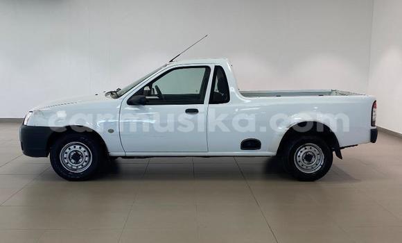 Tenga Tsaru Ford Pickup Chena Mota in Beitbridge in Matabeleland South Tenga Tsaru Ford Pickup Chena Mota in Beitbridge in Matabeleland South