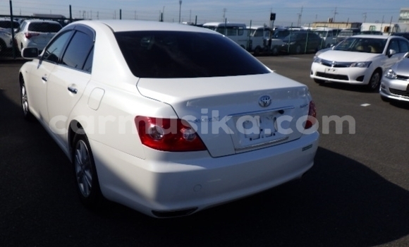 Nunua Ilio tumika Toyota Mark X Nyeupe Gari ndani ya Beitbridge nchini Matabeleland Kusini Nunua Ilio tumika Toyota Mark X Nyeupe Gari ndani ya Beitbridge nchini Matabeleland Kusini