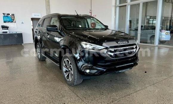 Tenga Tsaru Isuzu MU-X Nhema Mota in Harare in Harare