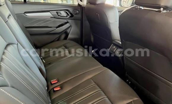 Buy Used Isuzu MU-X Black Car in Harare in Harare Buy Used Isuzu MU-X Black Car in Harare in Harare