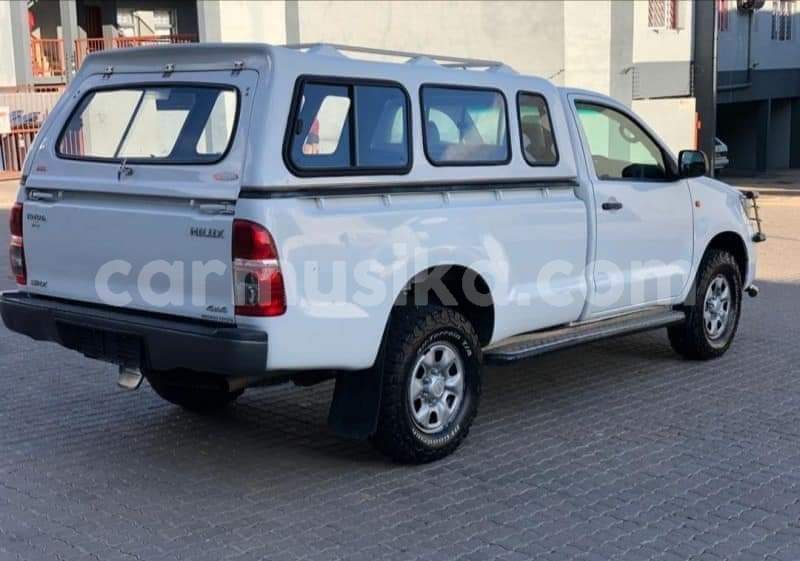 Big with watermark toyota hilux matabeleland south beitbridge 27923