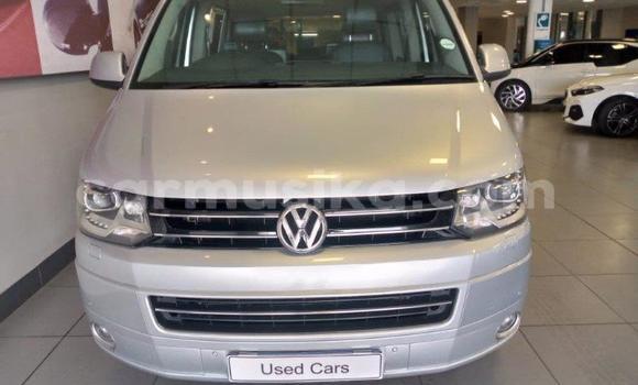 Tenga Tsaru Volkswagen Caravelle Sirivha Mota in Beitbridge in Matabeleland South Tenga Tsaru Volkswagen Caravelle Sirivha Mota in Beitbridge in Matabeleland South