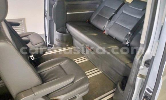 Tenga Tsaru Volkswagen Caravelle Sirivha Mota in Beitbridge in Matabeleland South Tenga Tsaru Volkswagen Caravelle Sirivha Mota in Beitbridge in Matabeleland South